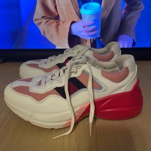Gucci sneakers